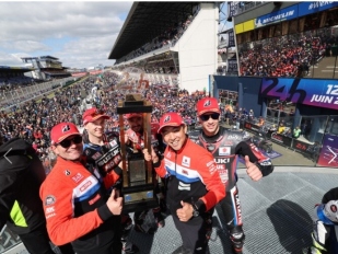 24 hodin Le Mans: Vítězství Suzuki 