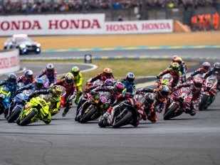 Hlavní obrázek k článku: Le Mans: Aprilia-Show zajistili Martin, Bezz & Ogura