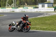 1 Ducati Hypermotard 698 MONO test (6)