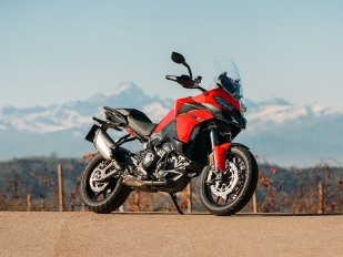 Ducati Multistrada V2 a V2 S 2025: nejlehčí ve své kategorii