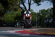 1 Ducati Panigale V2 Superquadro Final Edition (16)