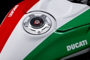 1 Ducati Panigale V4 S Tricolore (11)