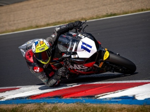 Hlavní obrázek k článku: Český motocyklový tým SP race project míří do Oscherslebenu.
