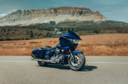 1 Harley Davidson CVO Road Glide 2025 (1)