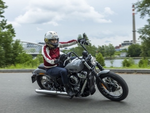 Test Harley-Davidson Street Bob 2025: za zvuku barytonu