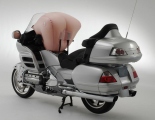 1 Honda GL1800 Gold Wing Tour 2025 50 vyroci (5)