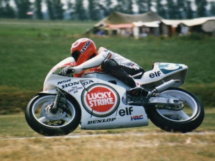 Hlavní obrázek k článku: Zemřel Jacques Cornu