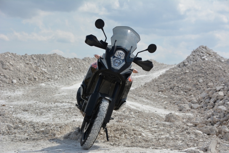 Test KTM 1050 Adventure 2015: rakouská šlechtična - 14 - 2 KTM 1050 Adventure 2015 test23