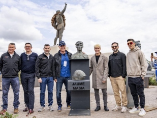 Hlavní obrázek k článku: Jaume Masi poctěn sochou na okruhu Ricardo Tormo