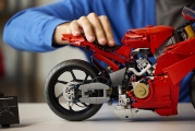 1 Lego Ducati Panigale V4S (12)