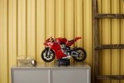 1 Lego Ducati Panigale V4S (13)