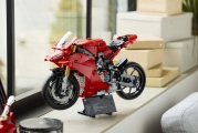 1 Lego Ducati Panigale V4S (3)