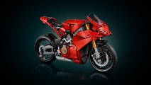 1 Lego Ducati Panigale V4S (4)