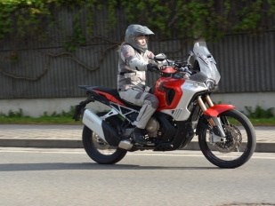 Test MV Agusta Enduro Veloce: italské dobrodružství