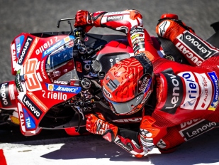 Hlavní obrázek k článku: Na Balatonu začal nejrychleji Marc Marquez