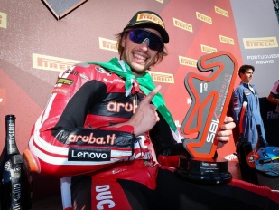 Hlavní obrázek k článku: Stále 100% úspěšnost: Nicolo Bulega
