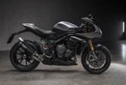 1 Triumph Speed Triple 1200 RR Breitling (6)