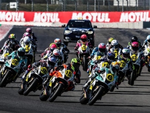 Startovní listina 24 startujících žen WorldWCR 2026