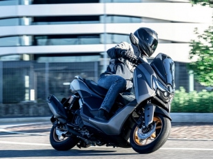 Yamaha Nmax 155 Tech MAX: s elektronicky řízeným variátorem