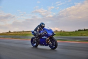 1 Yamaha R9 (5)