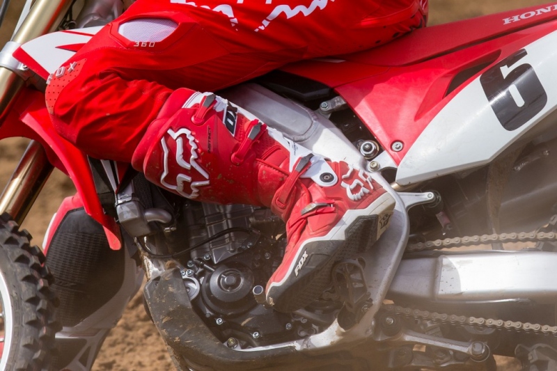 Honda CRF 450 R 2017: oficiálně představena - 22 - 1 Honda 2017 CRF 450 R15