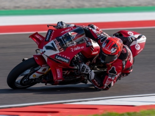Hlavní obrázek k článku: Lecuona nejlepší i ve Sprint Race v Cremoně