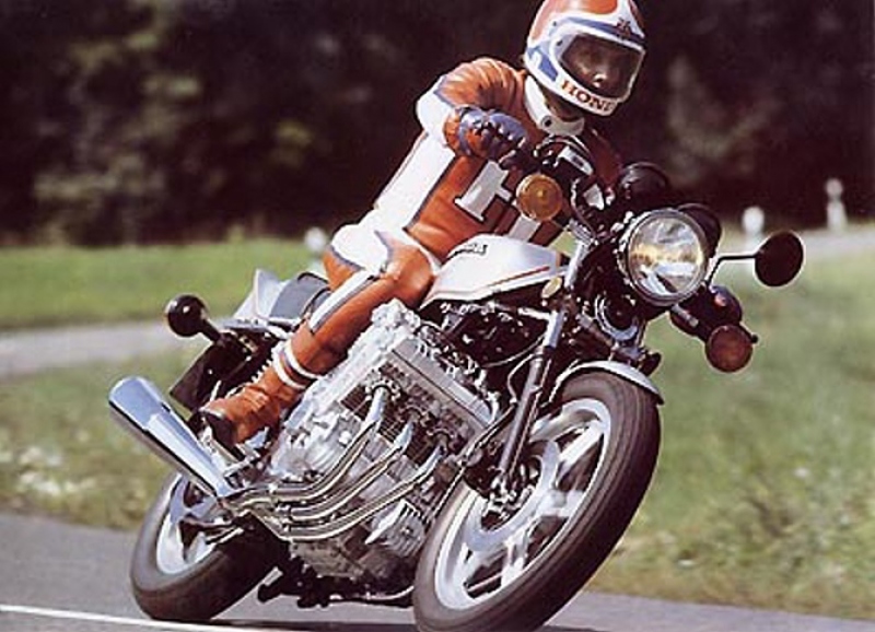 Honda CBX 1000 (1978): šestiválcová ikona - 3 - honda_CBX1000_1979_08