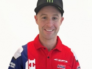 Hlavní obrázek k článku: Senzace: Jonathan Rea (38) se vrací k Hondě