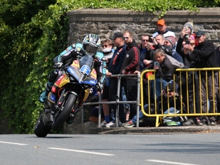 Další vítězství Michaela Dunlopa