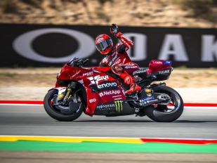 Hlavní obrázek k článku: Vítězem Sprintu Marc Marquez před Alexem Marquezem