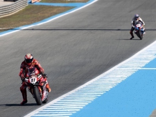 Bulega vyhrál Sprint-Superpole Race